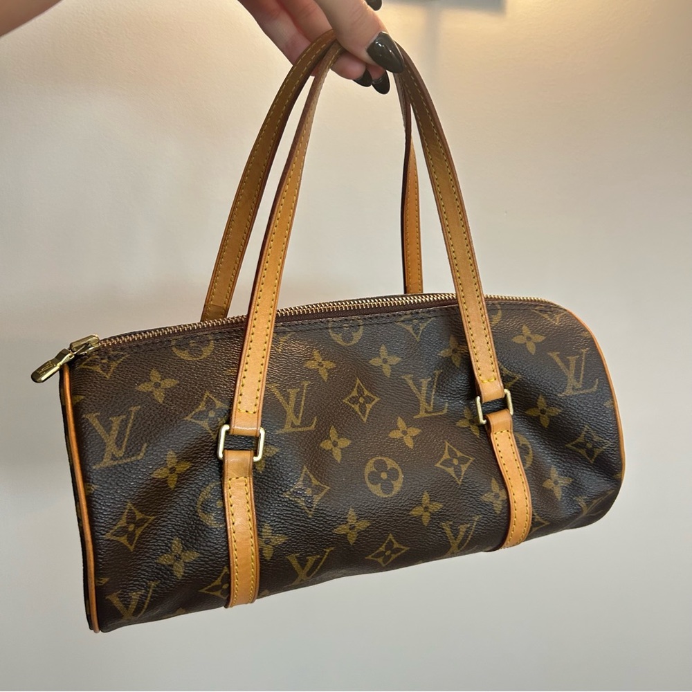Louis Vuitton Monogram Canvas Shoulder Bag